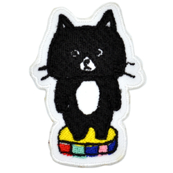 黒猫刺繍